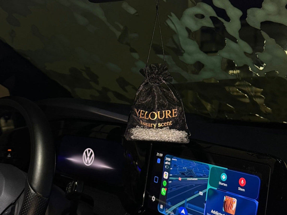 auto-interieur-lekker-laten-ruiken-veloure.jpg