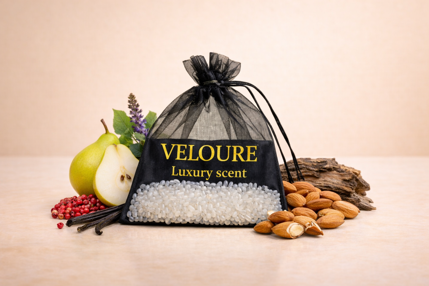 Luxe herbruikbare autoparfum Veloure Black Elixir met diepe kruidige geur
